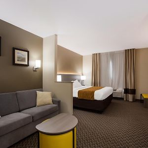 King Suite Mobility accessible