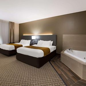 Queen Suite